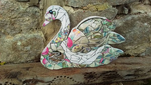 Large Pink Fruits Swan