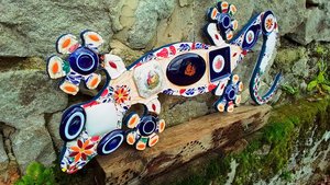 Large Romantic Wall Gecko (SOLD)