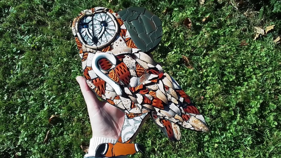 Large Tawny Owl (golden moon)