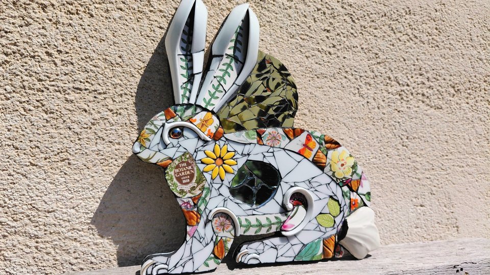Medium Botanical Rabbit (golden moon)