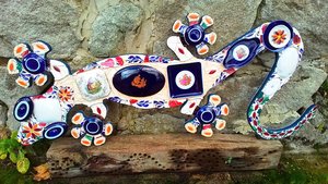 Large Romantic Wall Gecko (SOLD)