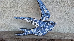 Blue & White Summer Swallow (right facing)