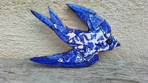 Mini (baby) Blue & White Swallow (right facing)