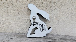 Mini Sitting Hare (right facing)