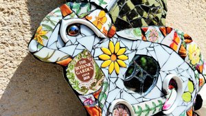 Medium Botanical Rabbit (golden moon)