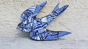 Mini (baby) Blue & White Swallow (left facing) (SOLD)