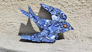 Mini (baby) Blue & White Swallow (right facing) (SOLD)