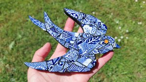 Mini (baby) Blue & White Swallow (right facing) (SOLD)