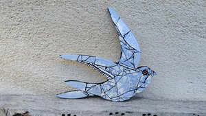 Large Summer Swallow (bird pattern) (right facing)