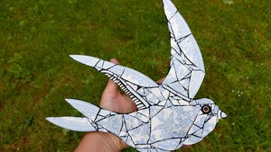 Large Summer Swallow (bird pattern) (right facing)