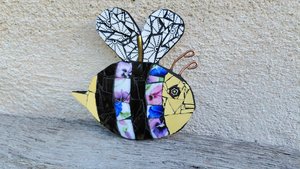 Pink & Purple Pansy Bee (yellow face)