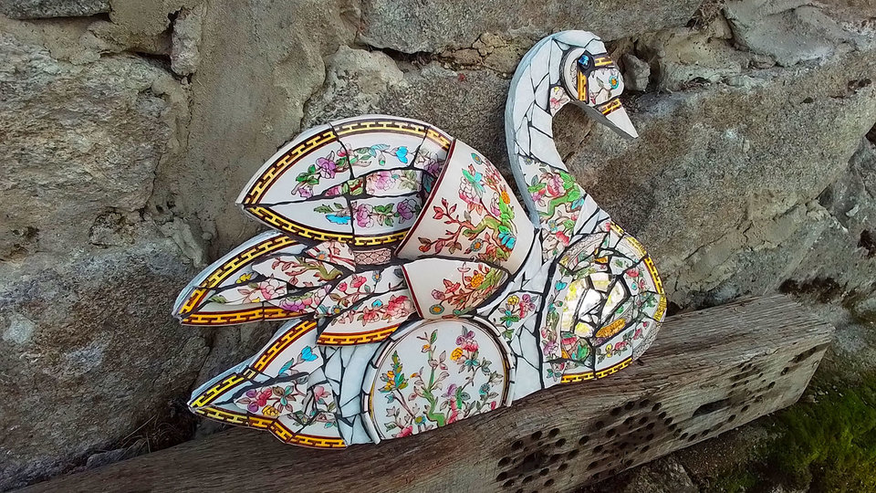 Large Tree of Life Chinese Garden Swan (added scene)