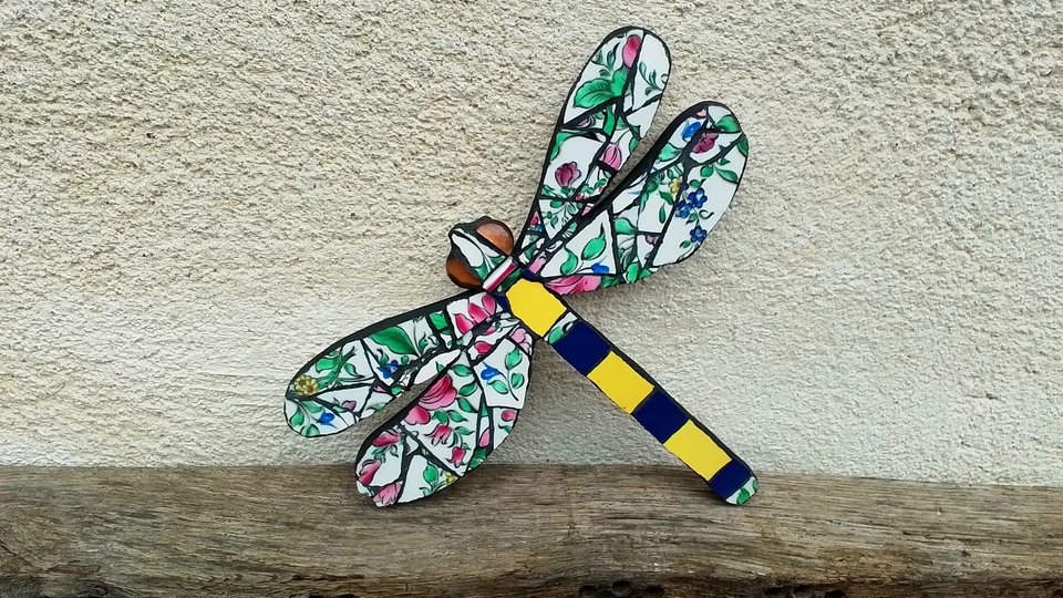 Flowery Blue & yellow Dragonfly 