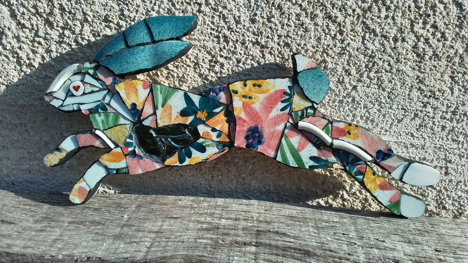 Mini Blue Flowers Hare 
