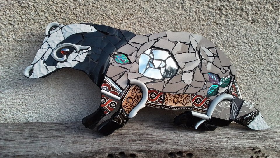 Medium Red & Brown Badger 