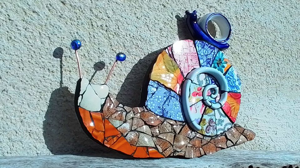Rainbow Snail (with snail friend)
