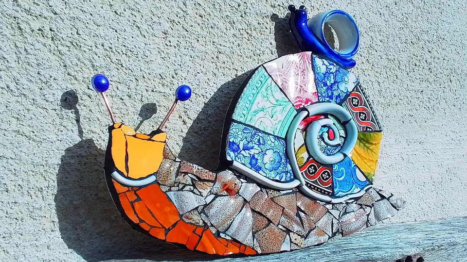 Rainbow Snail (with snail friend)