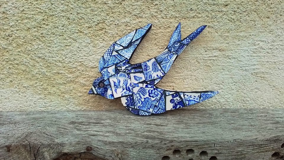 Mini (baby) Blue & White Swallow (left facing) (SOLD)
