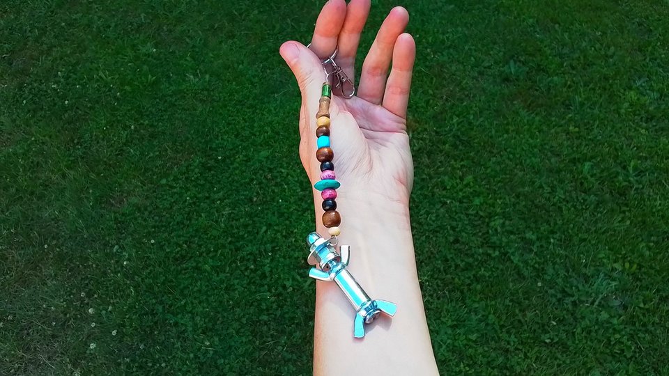 Beaded Metal Men Keyrings