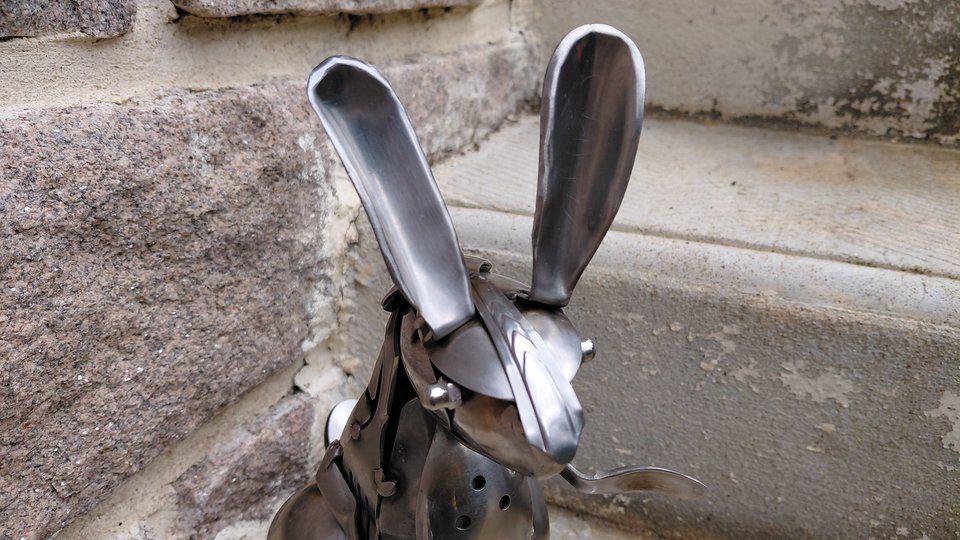 Large Sitting Hare 
