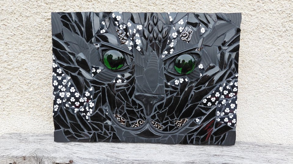 Custom Pet Portraits - face close-up (ceramic, pique-assiette) - A4 size