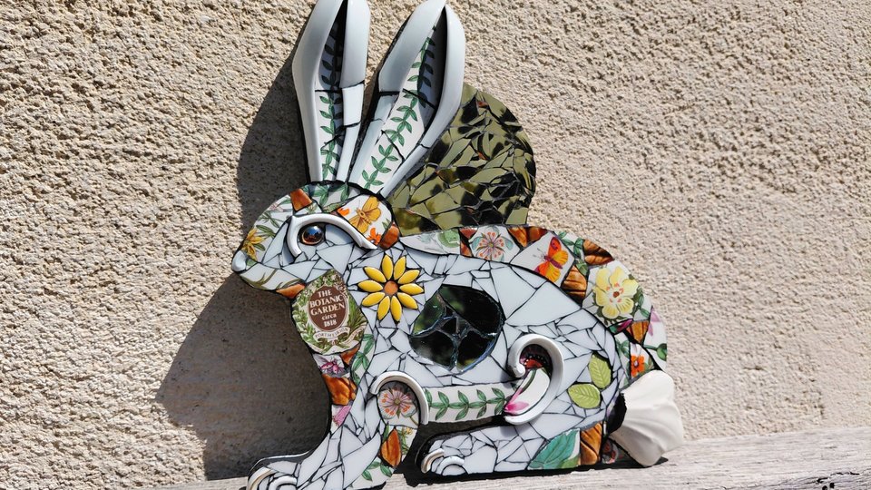 Medium Botanical Rabbit (golden moon)