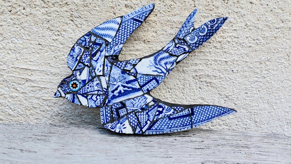 Mini (baby) Blue & White Swallow (left facing) (SOLD)