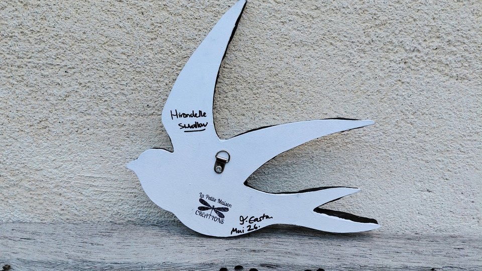 Large Summer Swallow (bird pattern) (right facing)