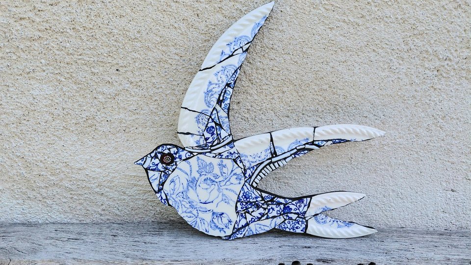 Large Summer Swallow (rose motif) (left facing) 