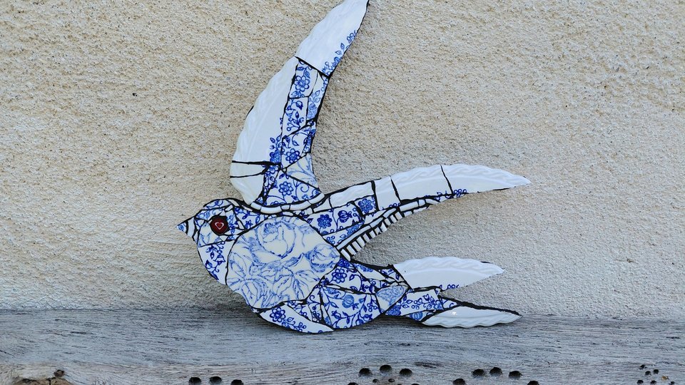 Large Summer Swallow (rose motif) (left facing)
