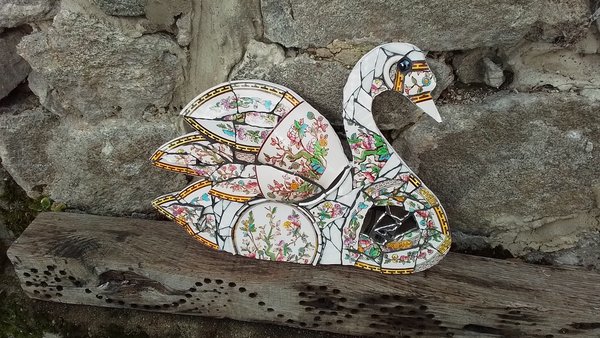 Large Tree of Life Chinese Garden Swan (added scene)