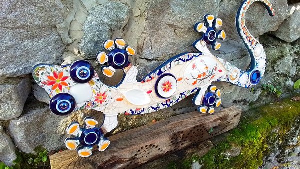 Large Blossom Flower Wall Gecko