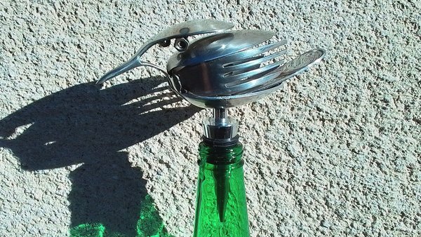 Large Metal Bird Wine Bottle Stopper
