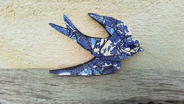 Mini (baby) Blue & White Swallow (right facing)