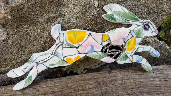 Mini Spring flowers Hare